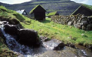 Faroes-14-057